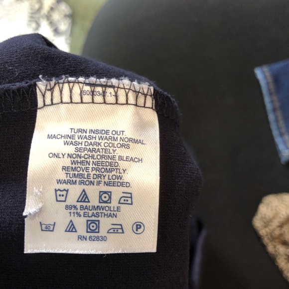 Lands End Navy Stretch Travel Pants - Picture 13 of 15